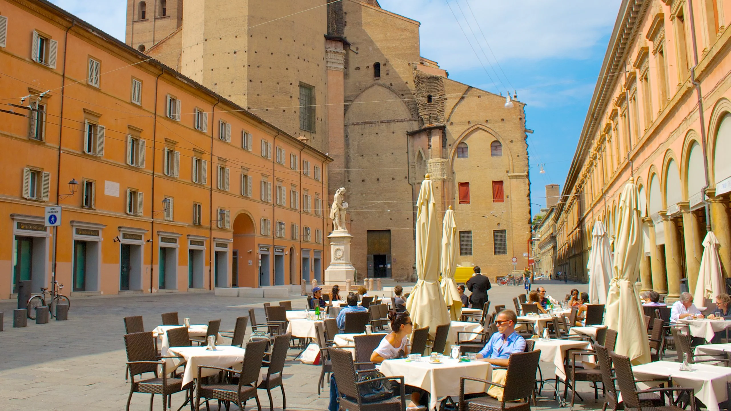 where can i buy weed in Bologna