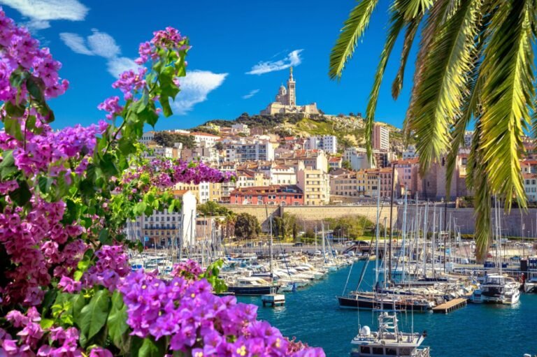 where can i buy weed in Marseille