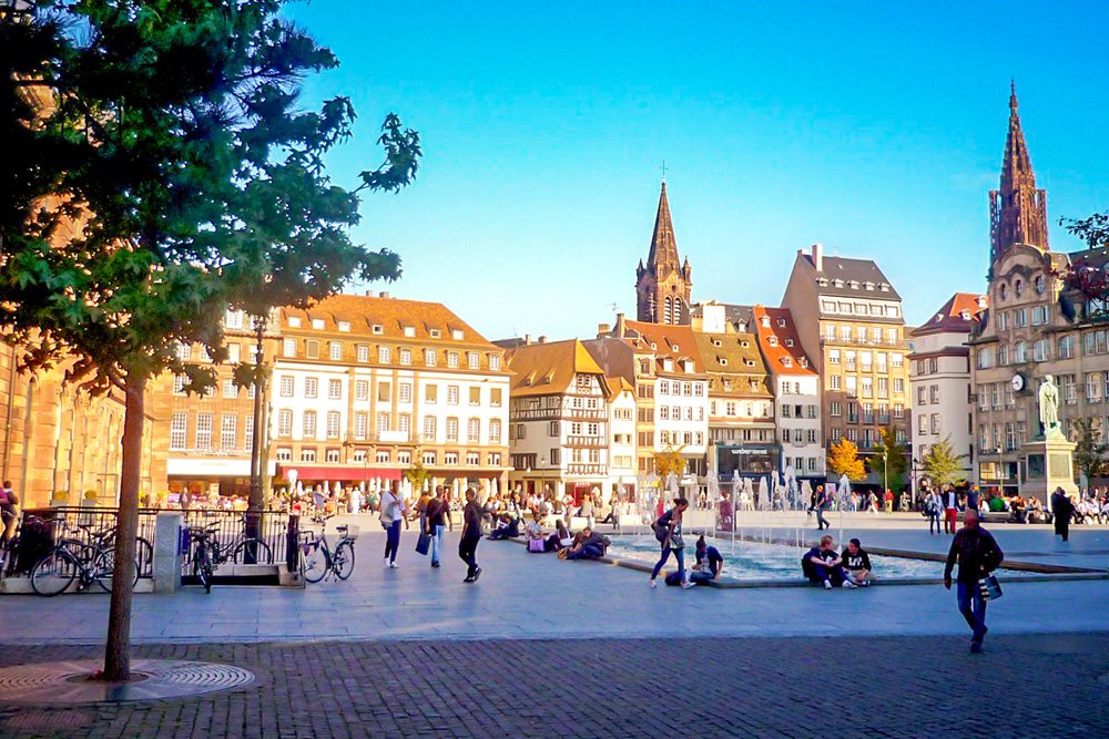 where can i buy weed in Strasbourg