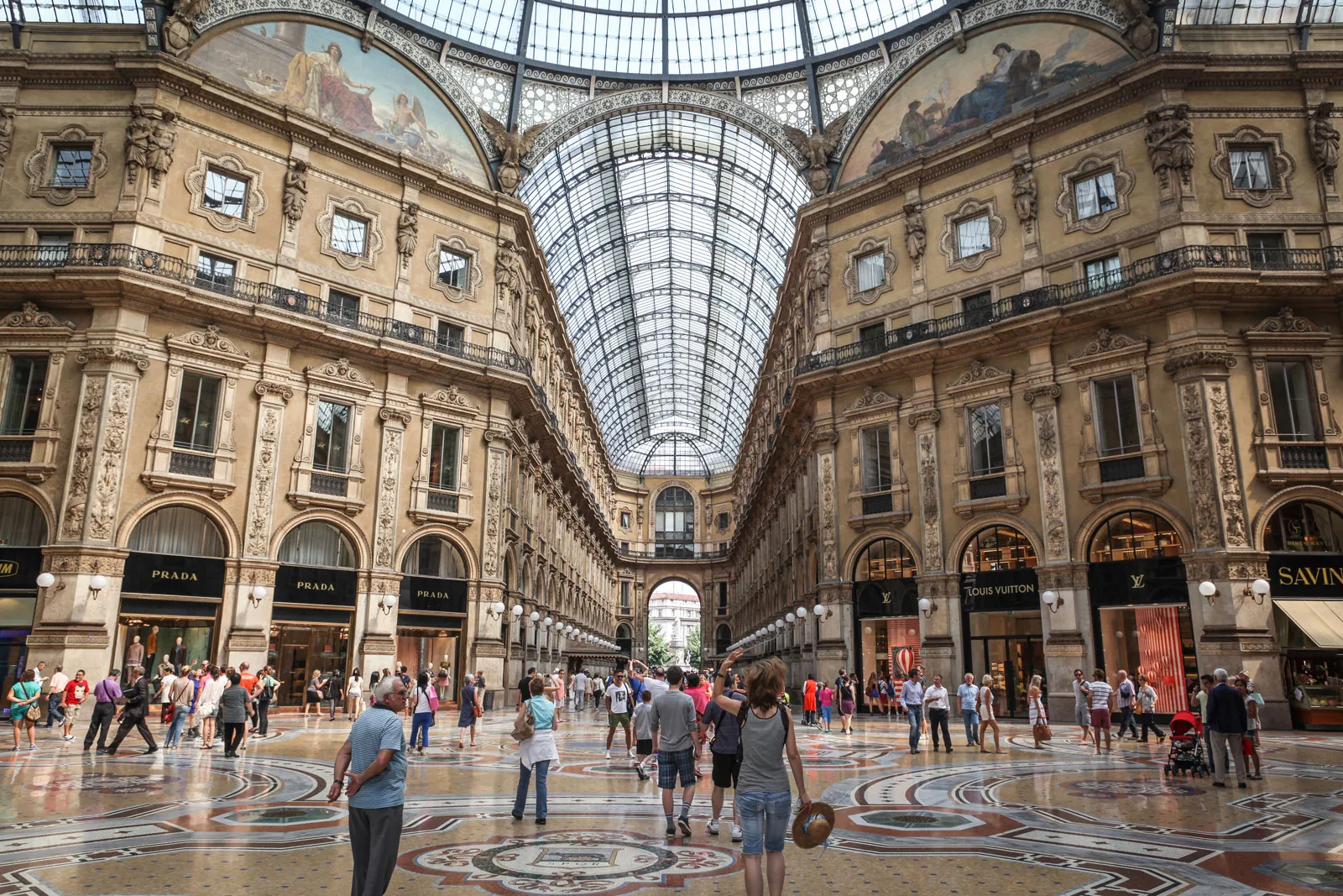 where can i buy weed in Milan