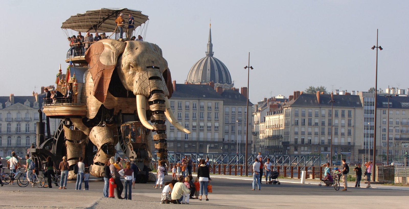 where can i buy weed in Nantes