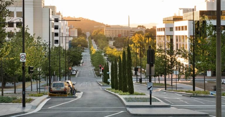 where can i find weed in Canberra