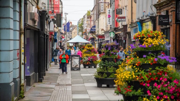 Where can i buy weed in Cork