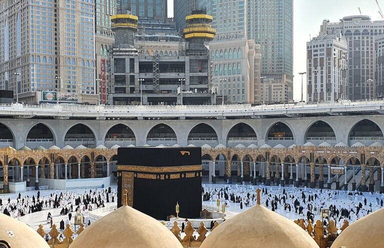 Where can i find weed in Mecca