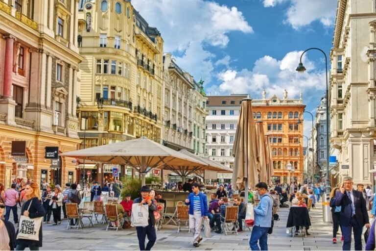 Where can i buy weed in Vienna
